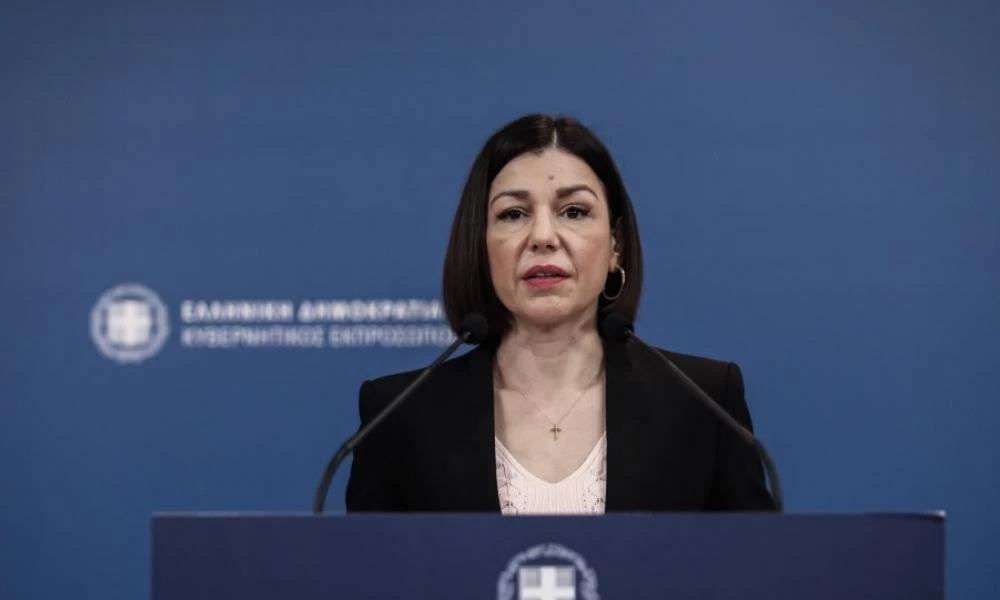 Κυβέρνηση: ''Περιοριστικά μέτρα & το Σεπτέμβρη για τους ανεμβολίαστους''
